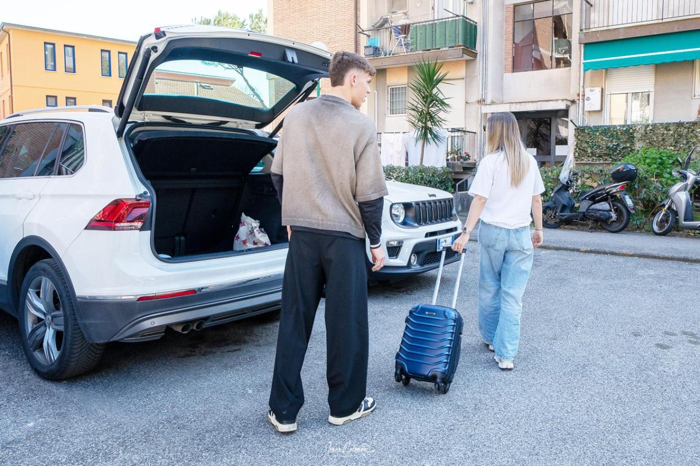 Appartamento Con Parcheggio Vicino Alla Stazione E Centro Специя Екстериор снимка